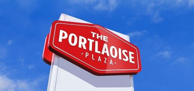 Supermac’s Portlaoise Plaza exterior with drive thru signage